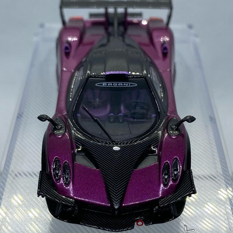 CM-Model 1:64 Pagani Zonda Revolucion