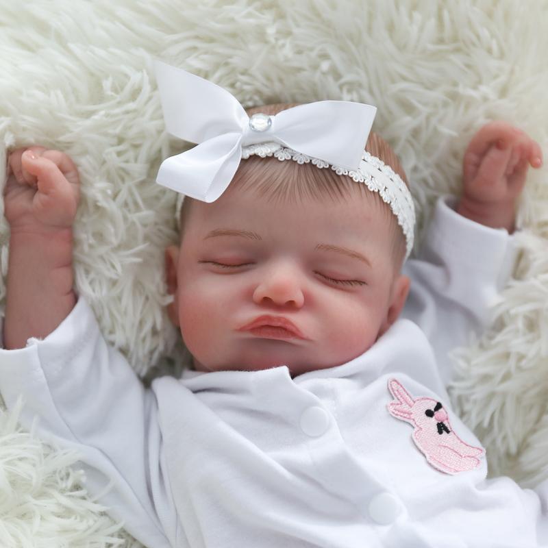 Wooroy Reborn Baby Doll - Birthday Gift, Christmas Gift, Girl Gift, Kids Gift, 18 inch Realistic Newborn Baby Girl with Lifelike Face and Limbs and a Cloth Body, Kids Gift for Age 3 +