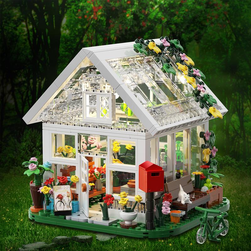 White Flower House Building Blocks Set with LED Light, Great Christmas Gift for Fans and Kids (597 pcs)