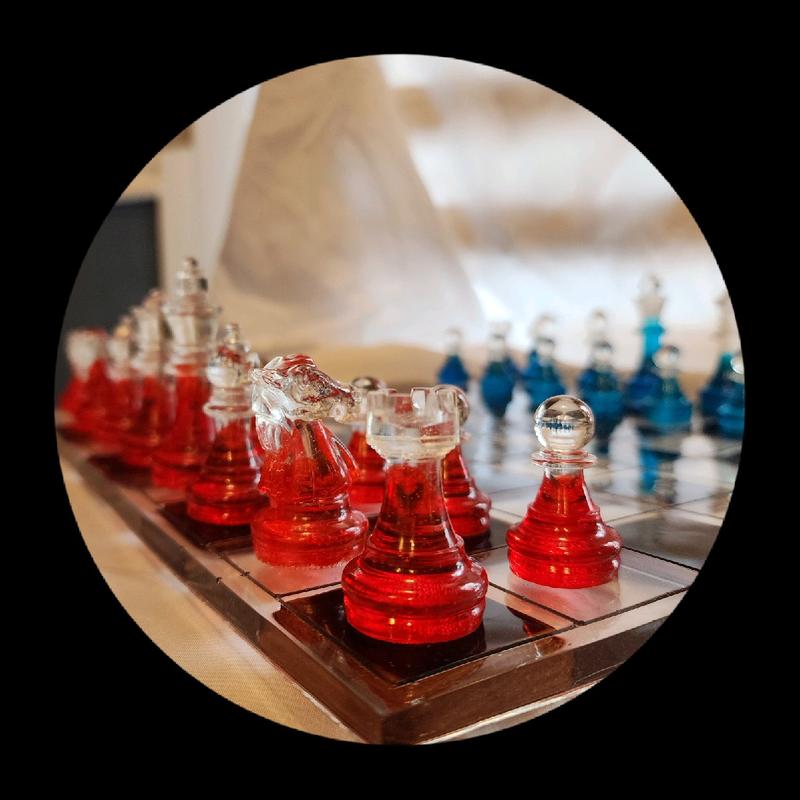 Custom Epoxy Resin Chess Pieces