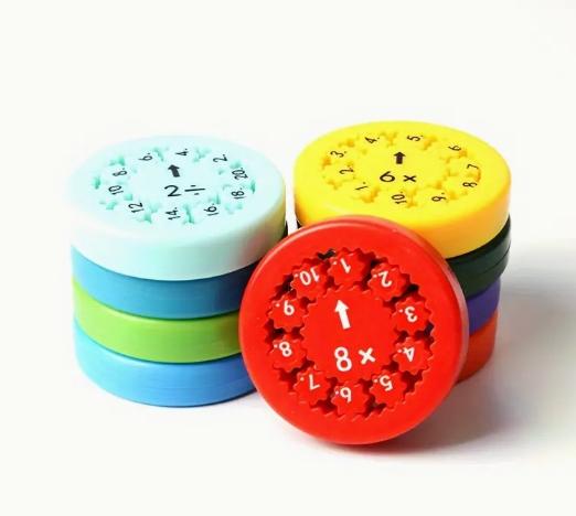 Math Fact Fidget Spinners Toy Pack - Addition, Subtraction, Multiplication & Division | Sensory Hand Fidget Pack for Learning & Education | Suitable for school students, and contact with novice mathematics