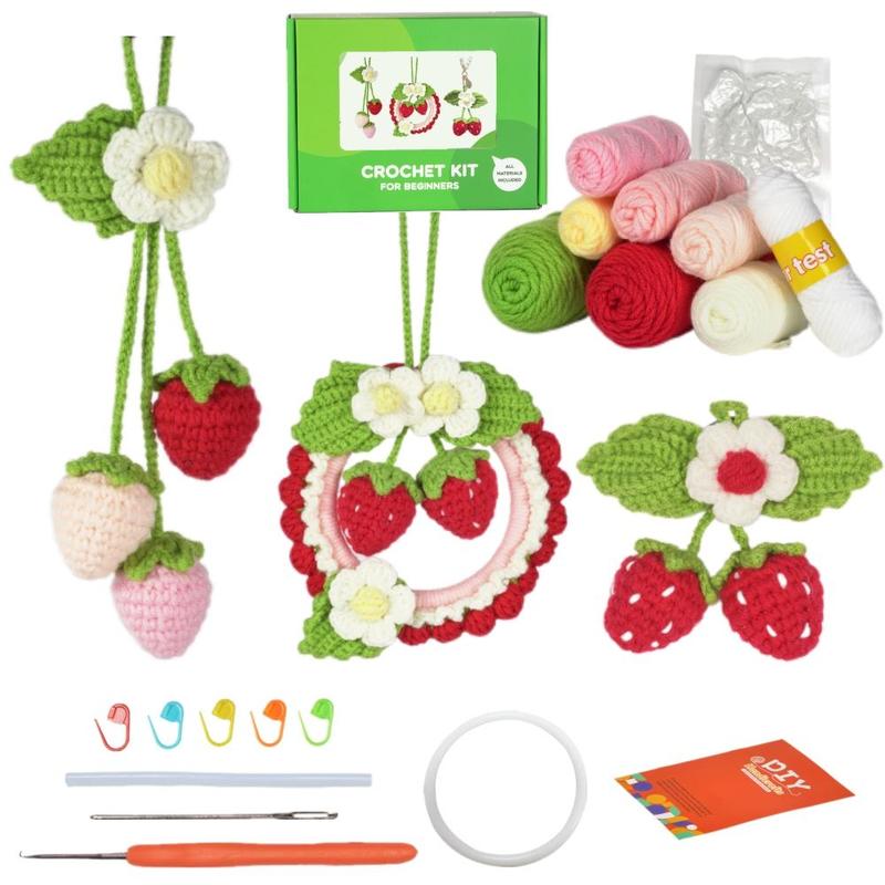 Strawberry Design Crochet Kit, 1 Set DIY Cute Knitted Toy Materials Pack Kit, Desktop Decoration Crochet Doll Gifts