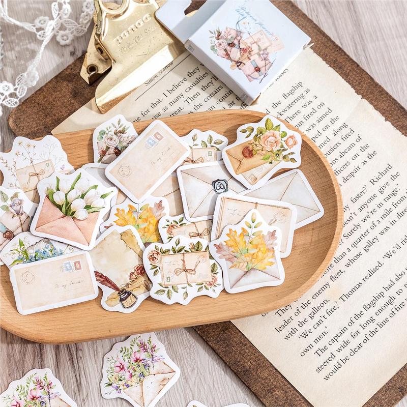 Floral Envelope Sticker, 46pcs set Retro Flower Collage Handmade Decoration Self-adhesive Sticker, Scrapbooking & Stamping Supplies