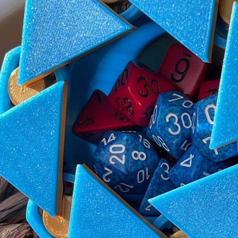 Mechanical Dice Box