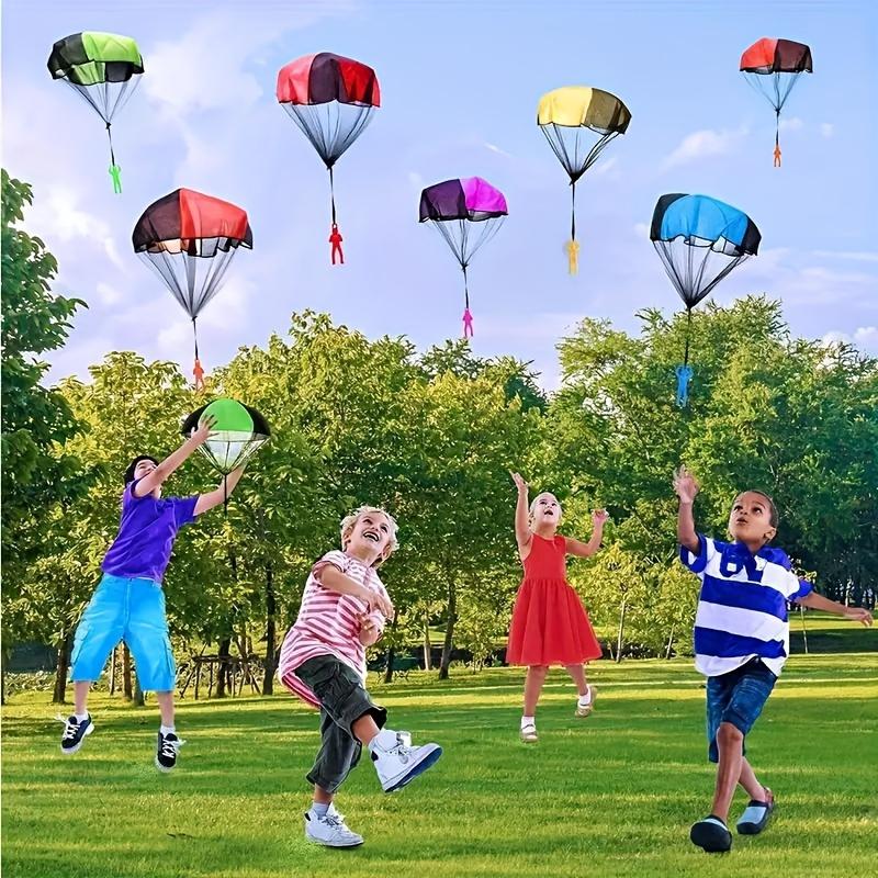 Youngsters' Parachute Toy - Tangle-Free Flying Outdoor Fun for Boys & Girls, Perfect Gift for Halloween & Christmas