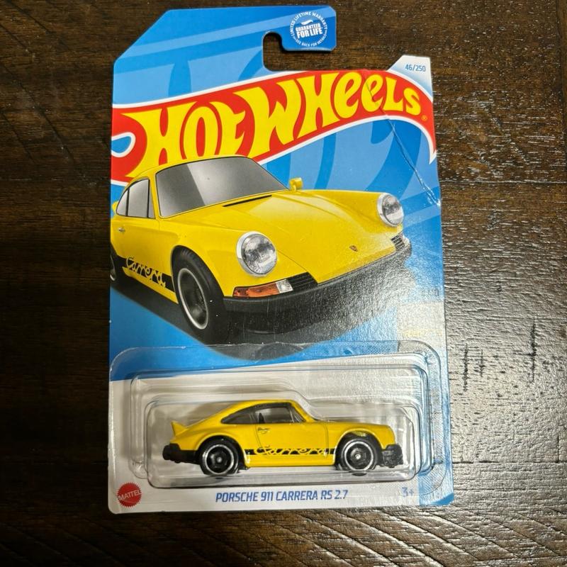 Hot Wheels Porsche car