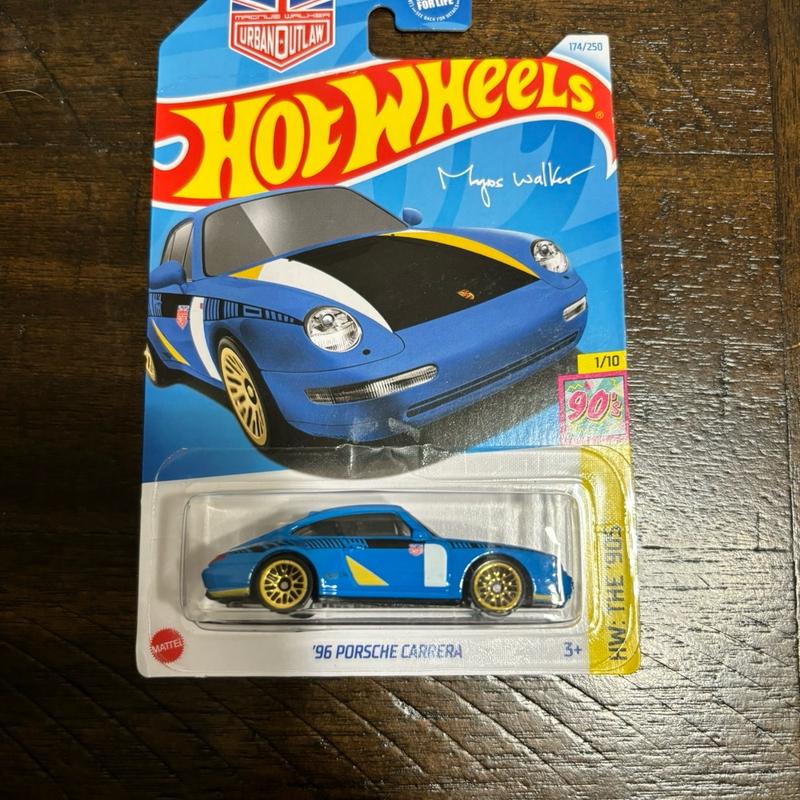 Hot Wheels Porsche car