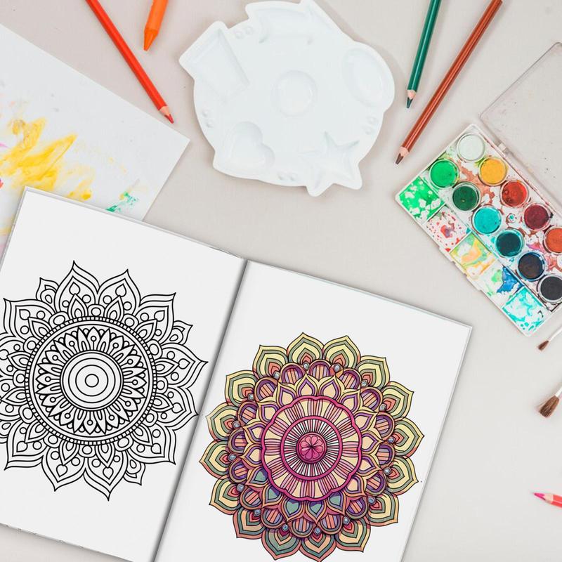 Regular Mandala Coloring Painting, with Regular Symmetrical Flower, Exquisite and Unique Flower Shape, Suitable for Halloween, Christmas and Other Holiday