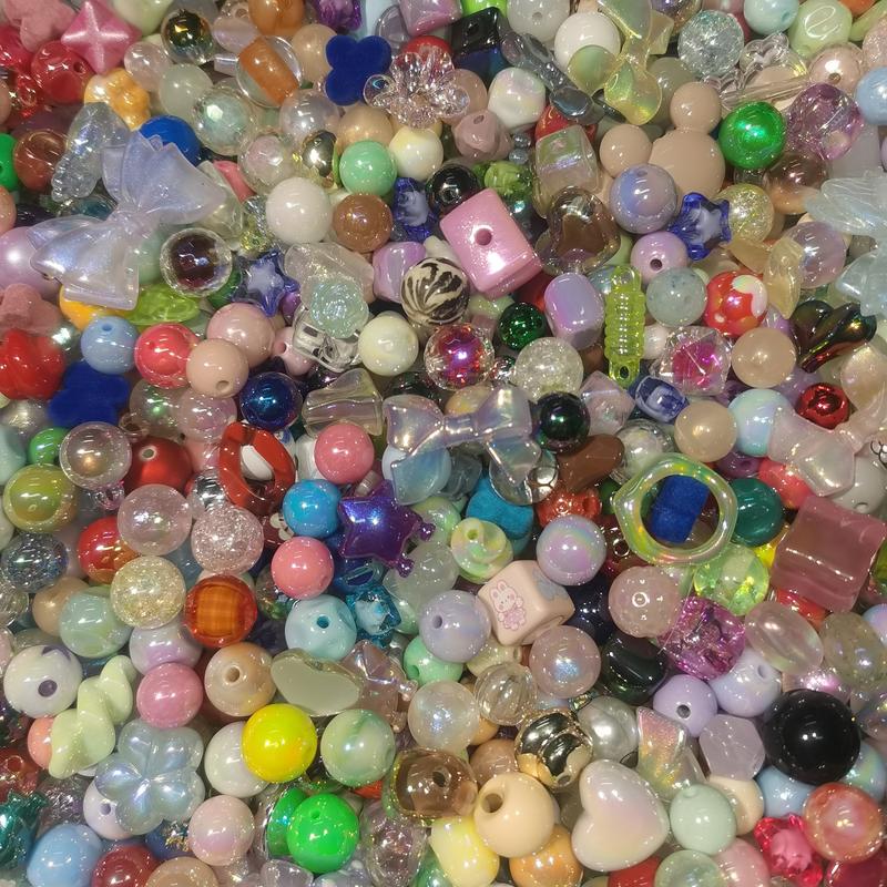 [DIY BEADS]-Super Acrylic Large Mixed Beads. 4oz. a DIY bead newbie essential. (One or two beads will have scratches, please don't buy if you mind)