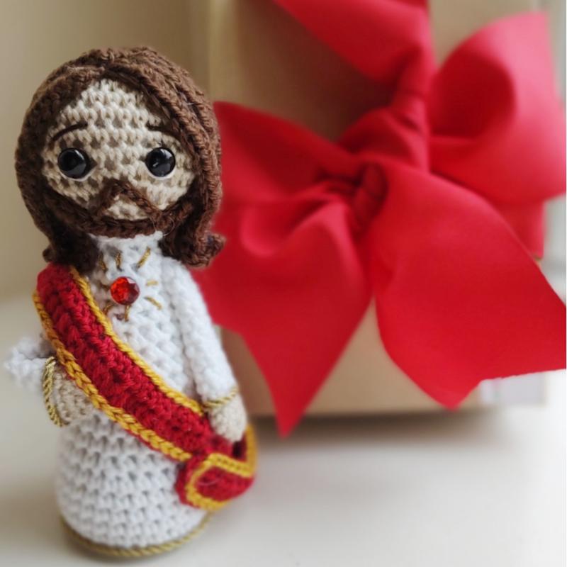 Sagrado Corazon de Jesus Crochet Amigurumi