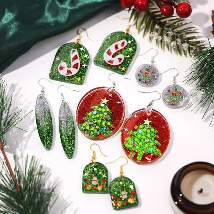 153 PCS Jewelry Making Kit, Beginner Resin Kit,Resin Accessories for Keychains, Jewelry, DIY Handmade Christmas Gift Crafts,Comes With Tutorial For Beginners - Let's Resin